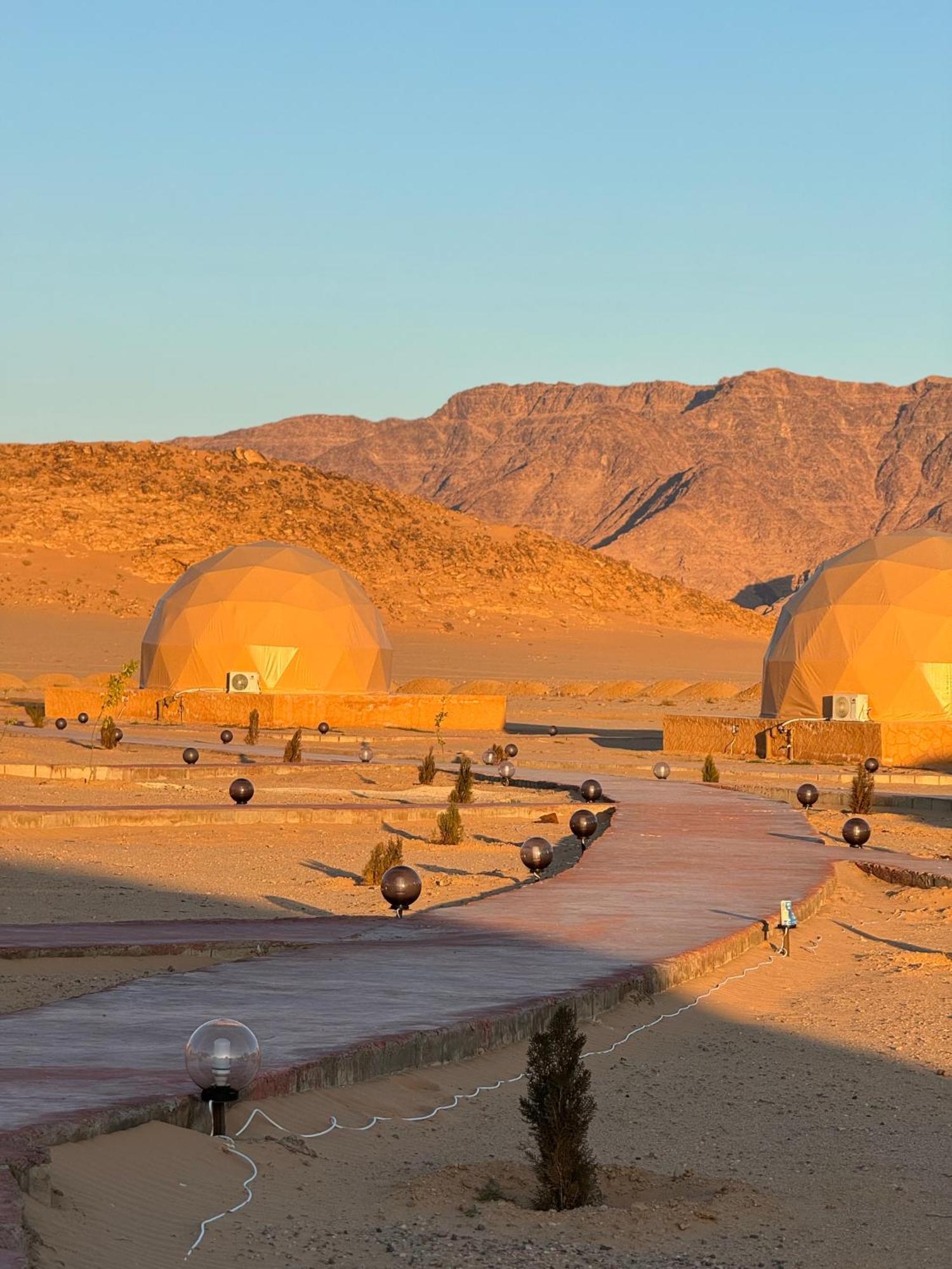 Wadi Rum Anwar Luxury Camp 외부 사진