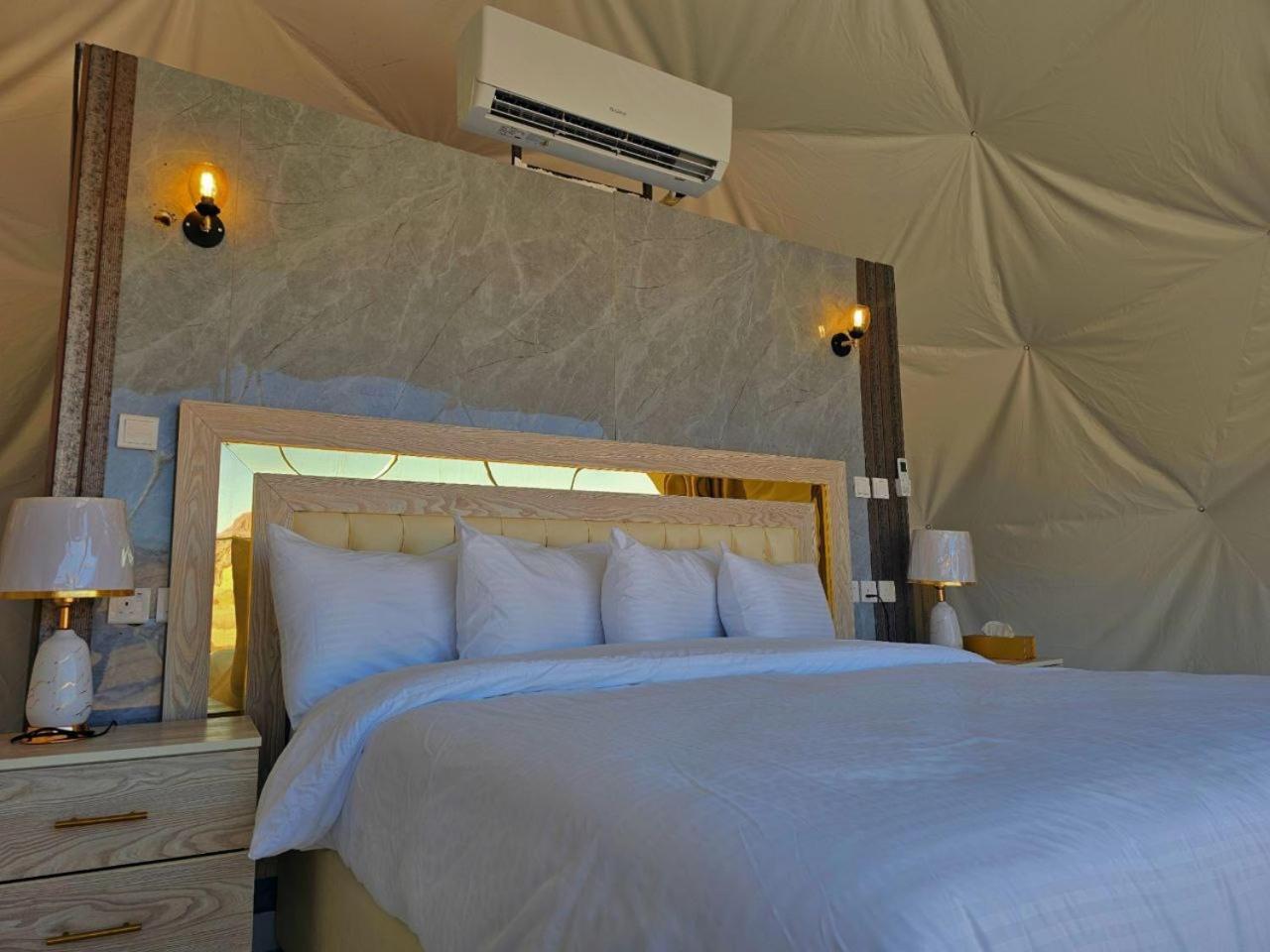 Wadi Rum Anwar Luxury Camp 외부 사진