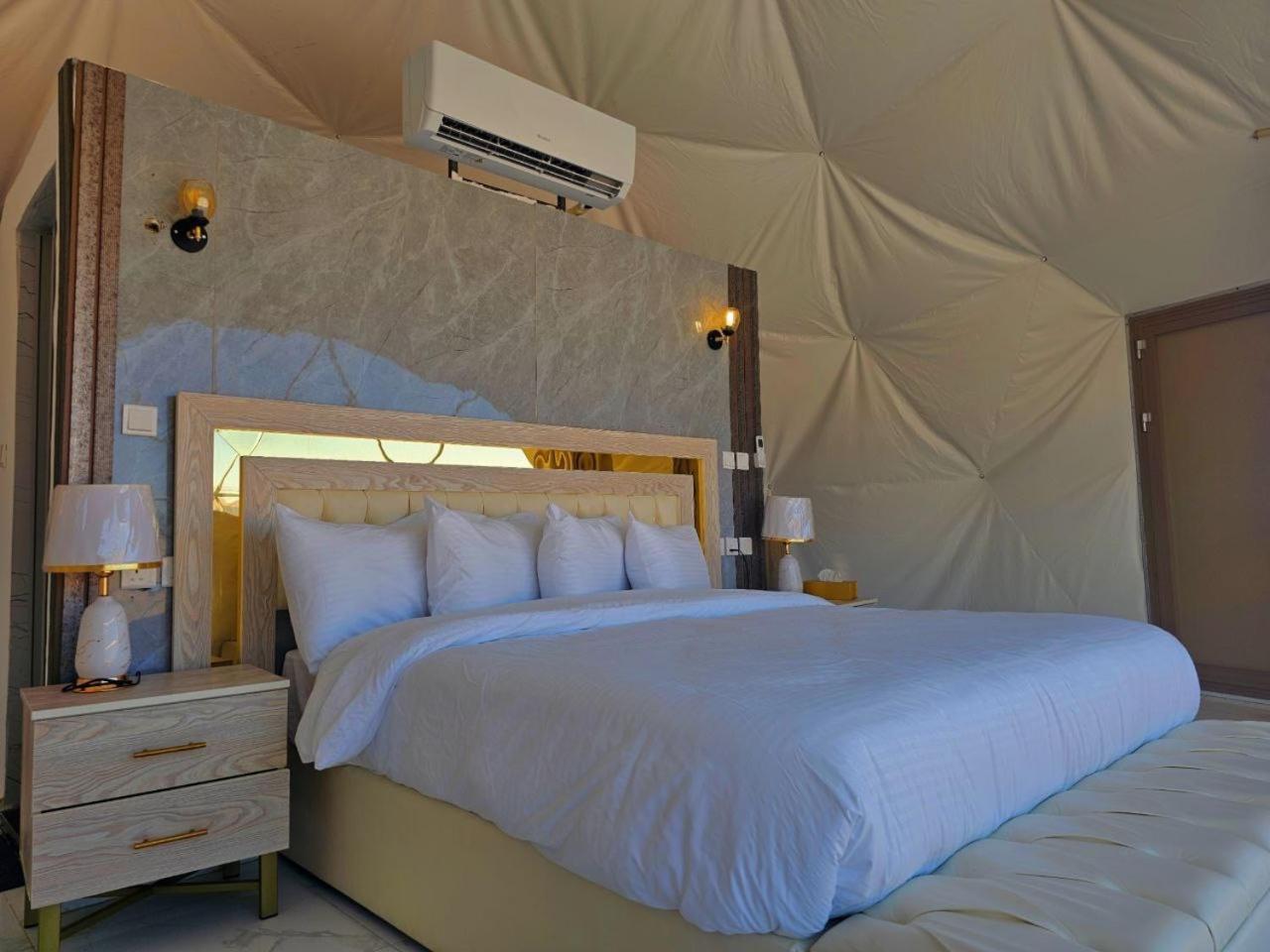 Wadi Rum Anwar Luxury Camp 외부 사진